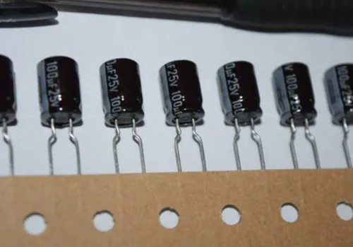 What are the packages of electrolytic capacitors?